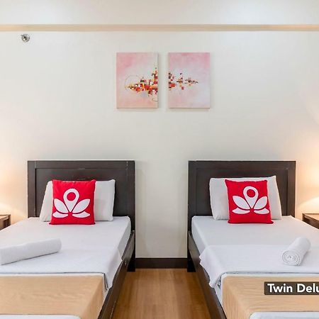 Zen Rooms Bp International Manila Exteriér fotografie